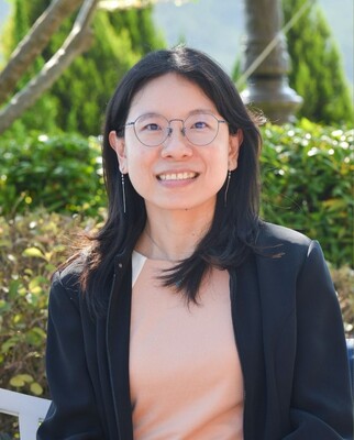 Hui-Fang Chen Associate Professor